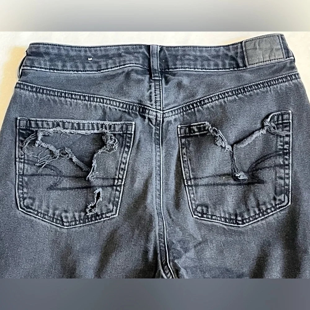 American Eagle Mom Jeans Relaxed Distressed Women’s Black Jeans Size 6 - Picture 16 of 16